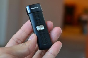 Sandisk-connect-wireless-flash-drive-review